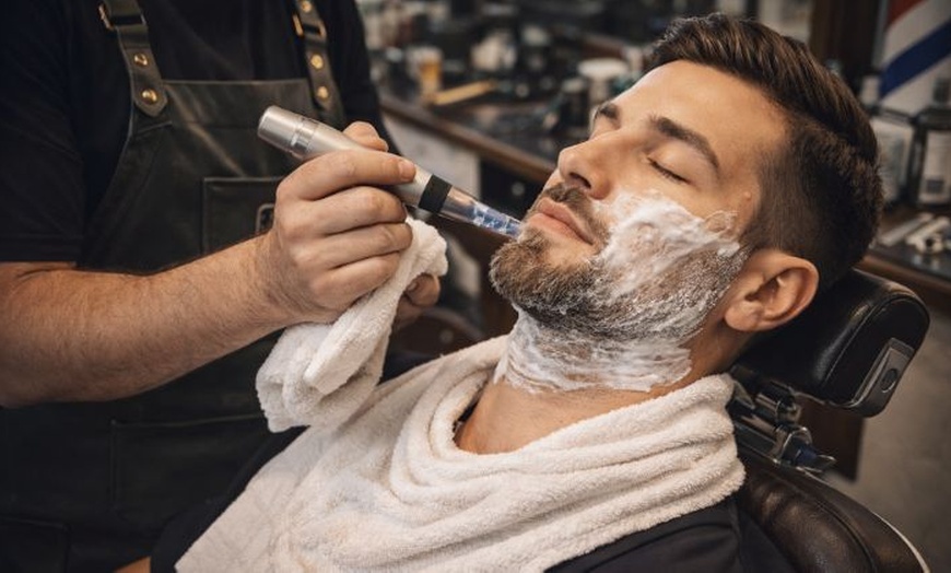 Image 6: Scalp Rub, Skin Exfoliation Treatment, Neck Rub, Deep Hydration & More