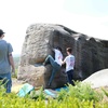 Image 1: Introduction to Outdoor Bouldering: One, Family 4, or Full Group of 8