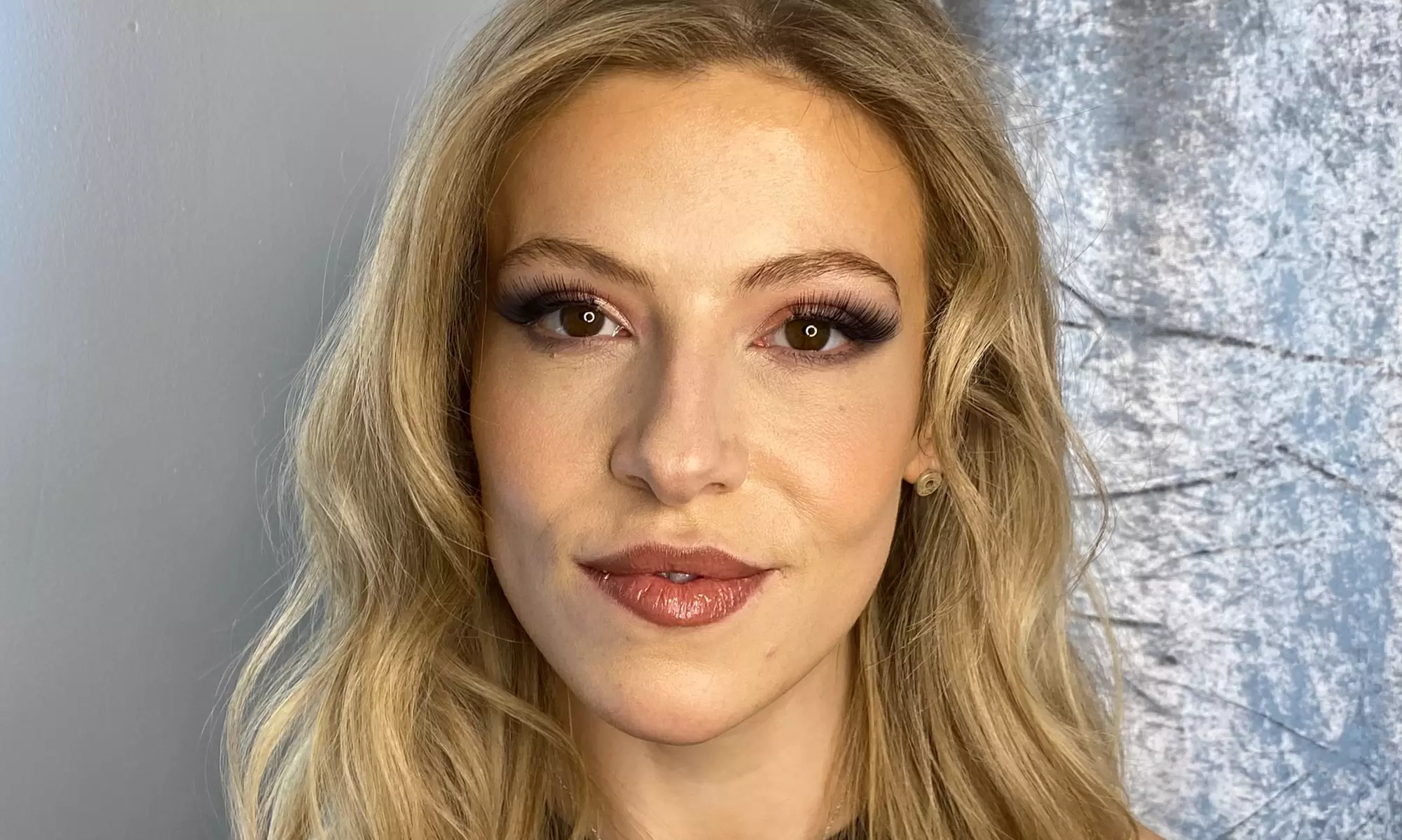 Transform Your Look: Choice of Makeup Services