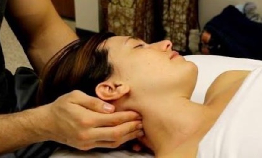 Image 2: 60- or 90-Min Swedish Massage or Deep Tissue Massage 
