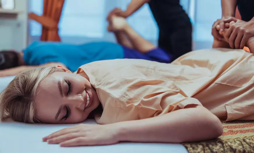 Image 9: Tajskie masaże z olejkami dla 1 lub 2 osób albo pakiety spa 