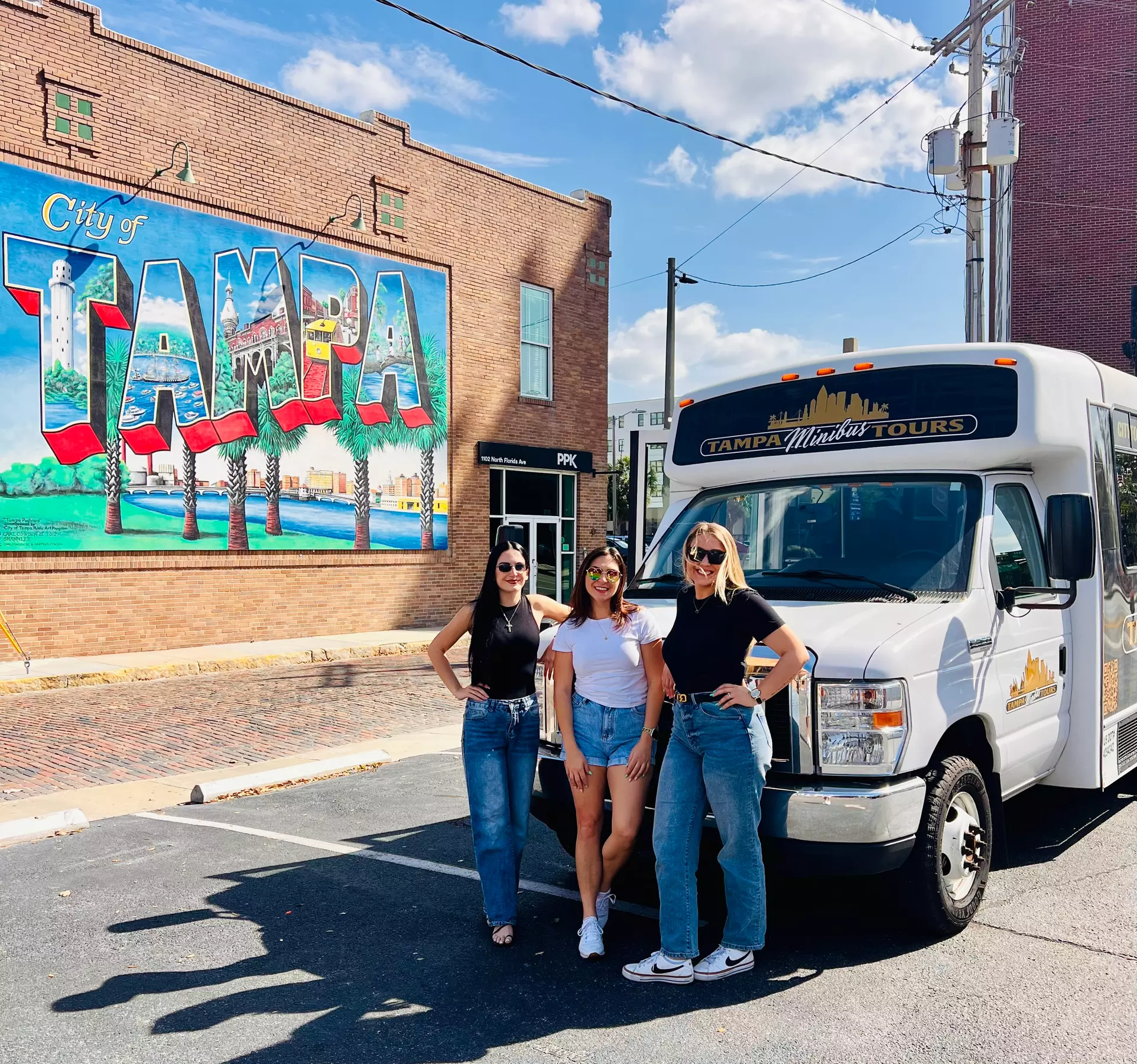 Up to 20% Off on City Tour at Tampa Minibus Tours