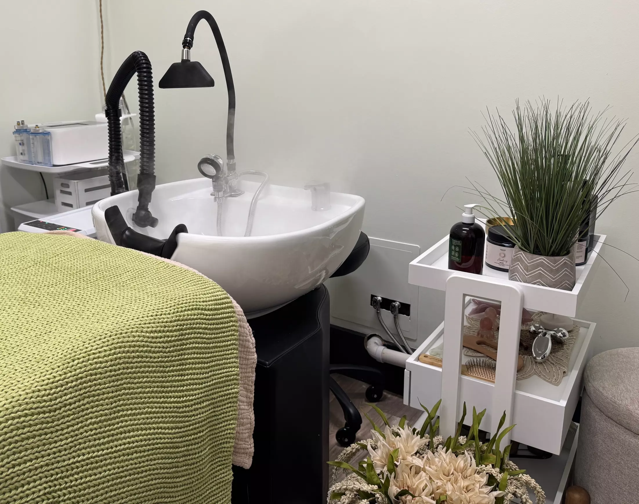 30, 60 or 90-Min Traditional Head Spa Packages at Living Pure Naturals