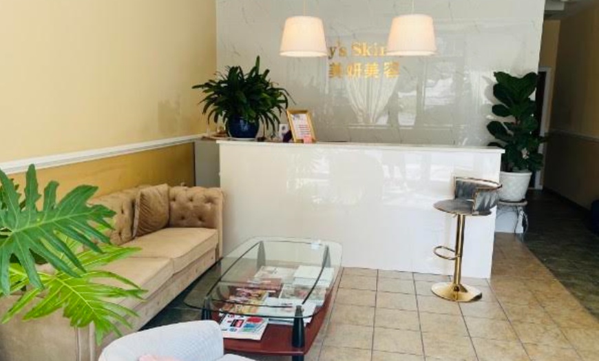Image 3: Head Spa Treatments & Facials: 60 or 90 Minute Sessions