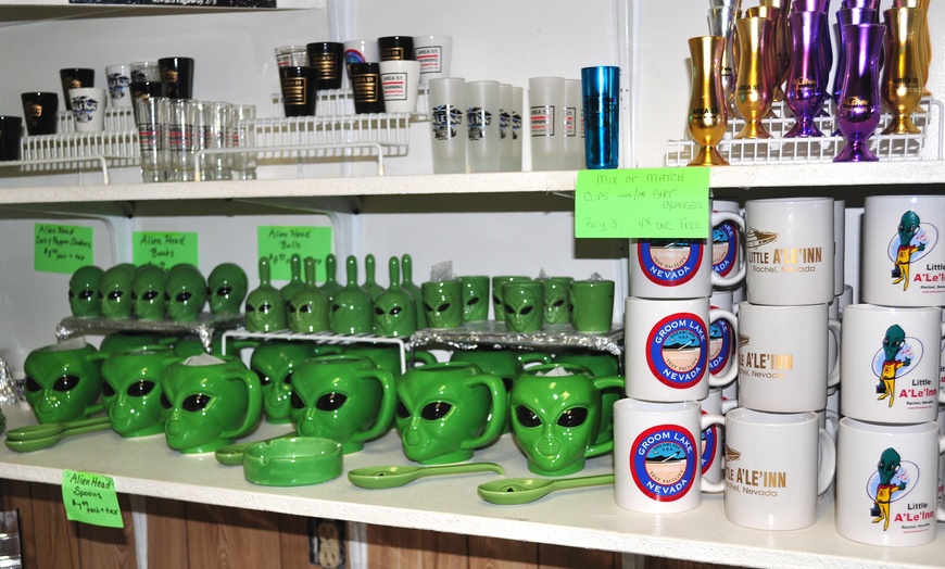 Image 8: Bus Tour from Las Vegas with Adventure Photo Tours | Show Option