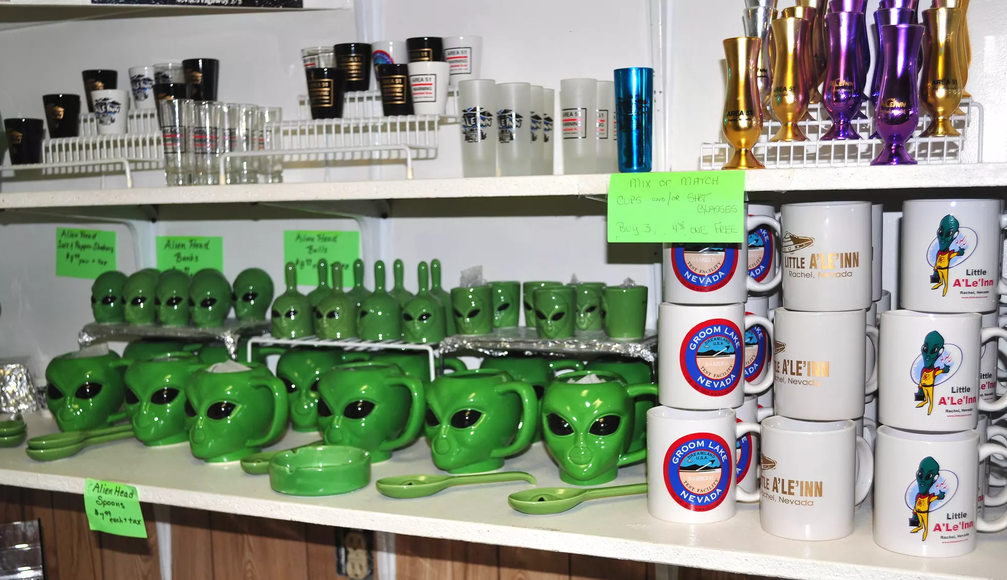 Bus Tour from Las Vegas with Adventure Photo Tours | Show Option