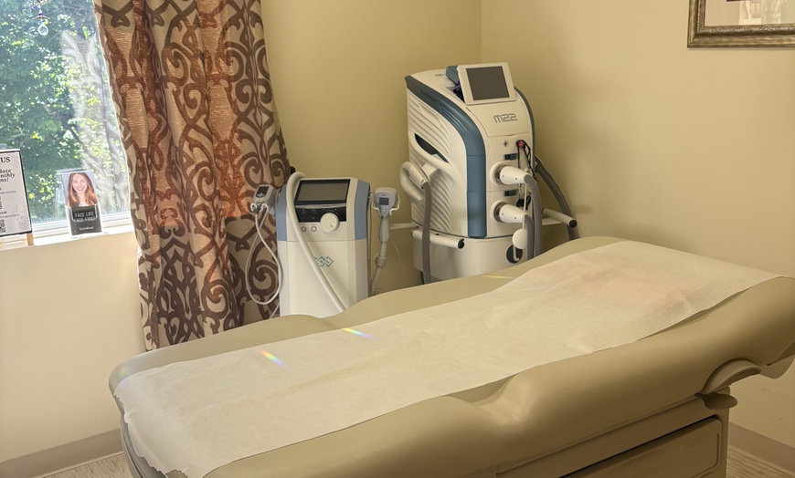 Image 2: 20 Units of Botox at Ashburn Laser & Skincare Clinic
