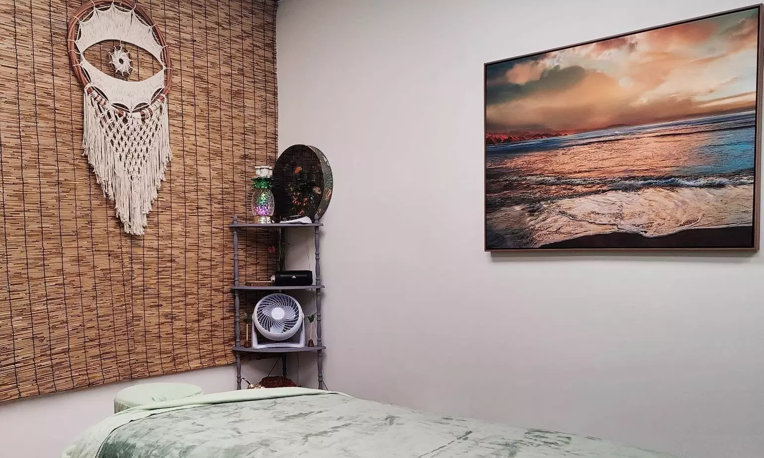 Up to 29% Off on Swedish Massage at Knead Oasis - Primary Image