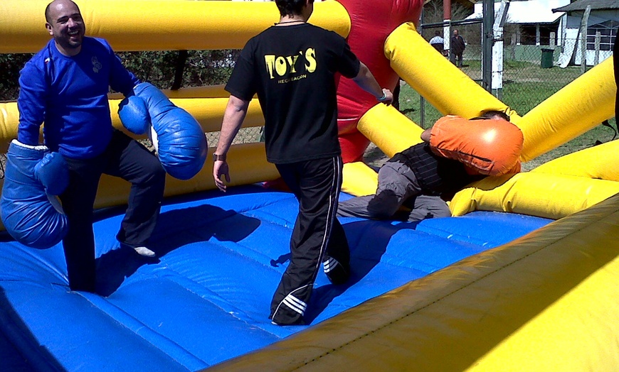 Image 2: Tailored Entertainment for Adult with Event Animation