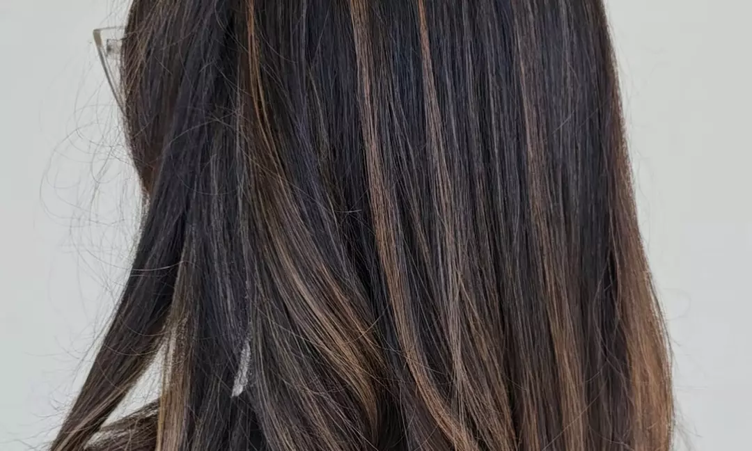 Brighten Your Look with a Basic Full Highlight Application