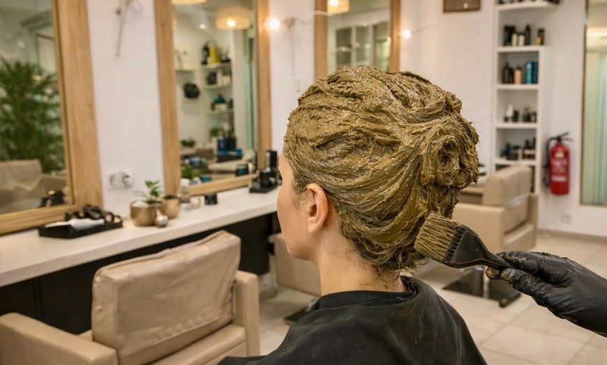 Image 7: Sesión de peluquería en Non Stop Beauty