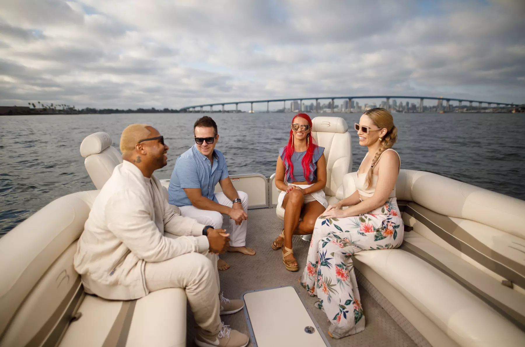 Luxury Pontoon Boat Tours – San Diego Bay Sightseeing for Up to 12