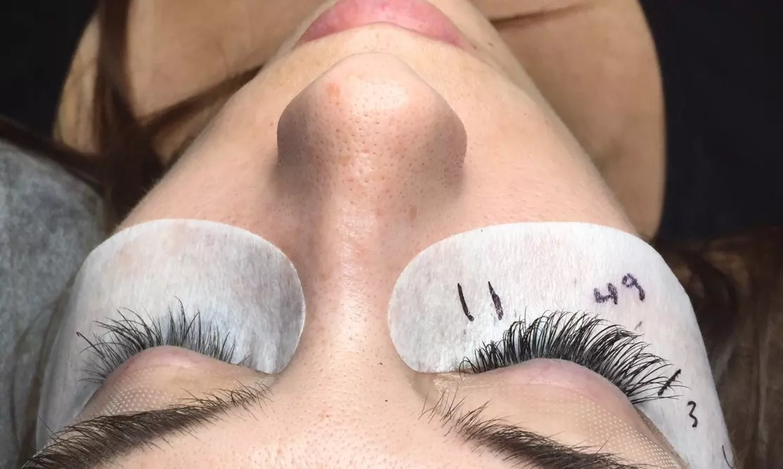 Experience Lash Extensions Full Set or Deluxe Vacuum Butt Lift