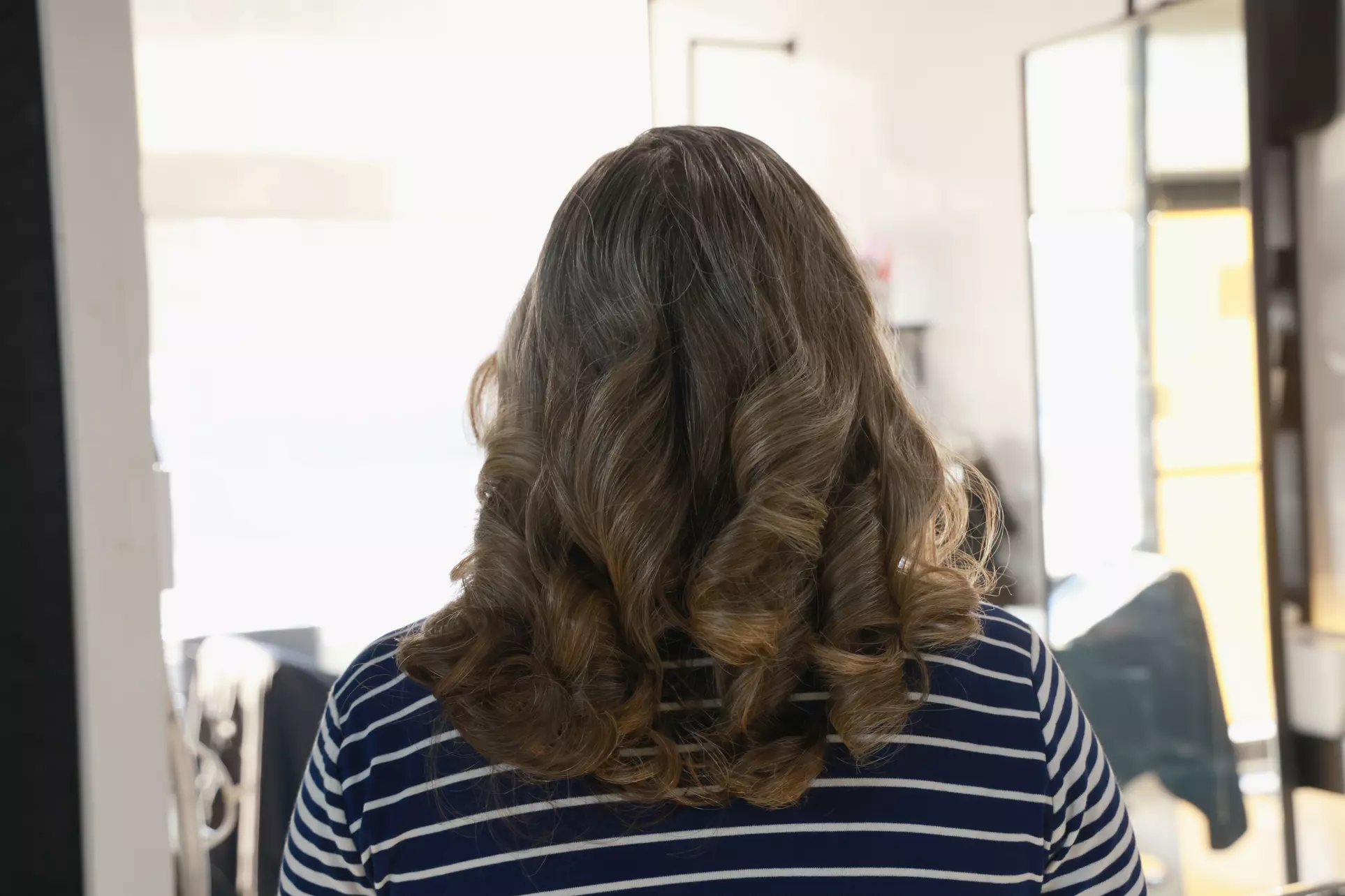 Blow Dry Express or Blow Out Express for Stunning Hair Styling