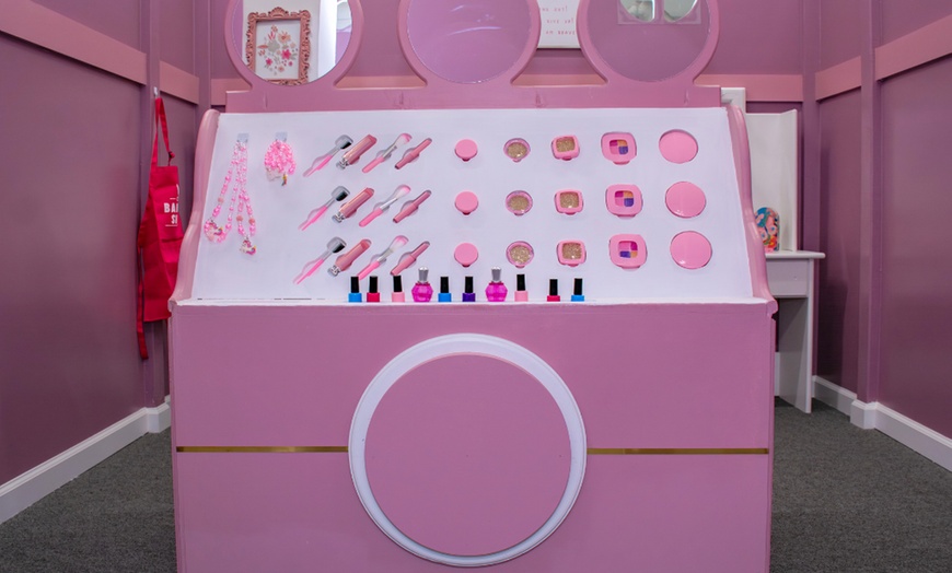 Image 4: Wonder Kids Playland: Themed Playhouses for Creative Fun