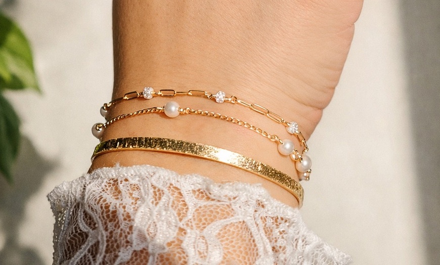 Image 9: Get a Permanent Bracelet or Anklet for a Seamless Fit