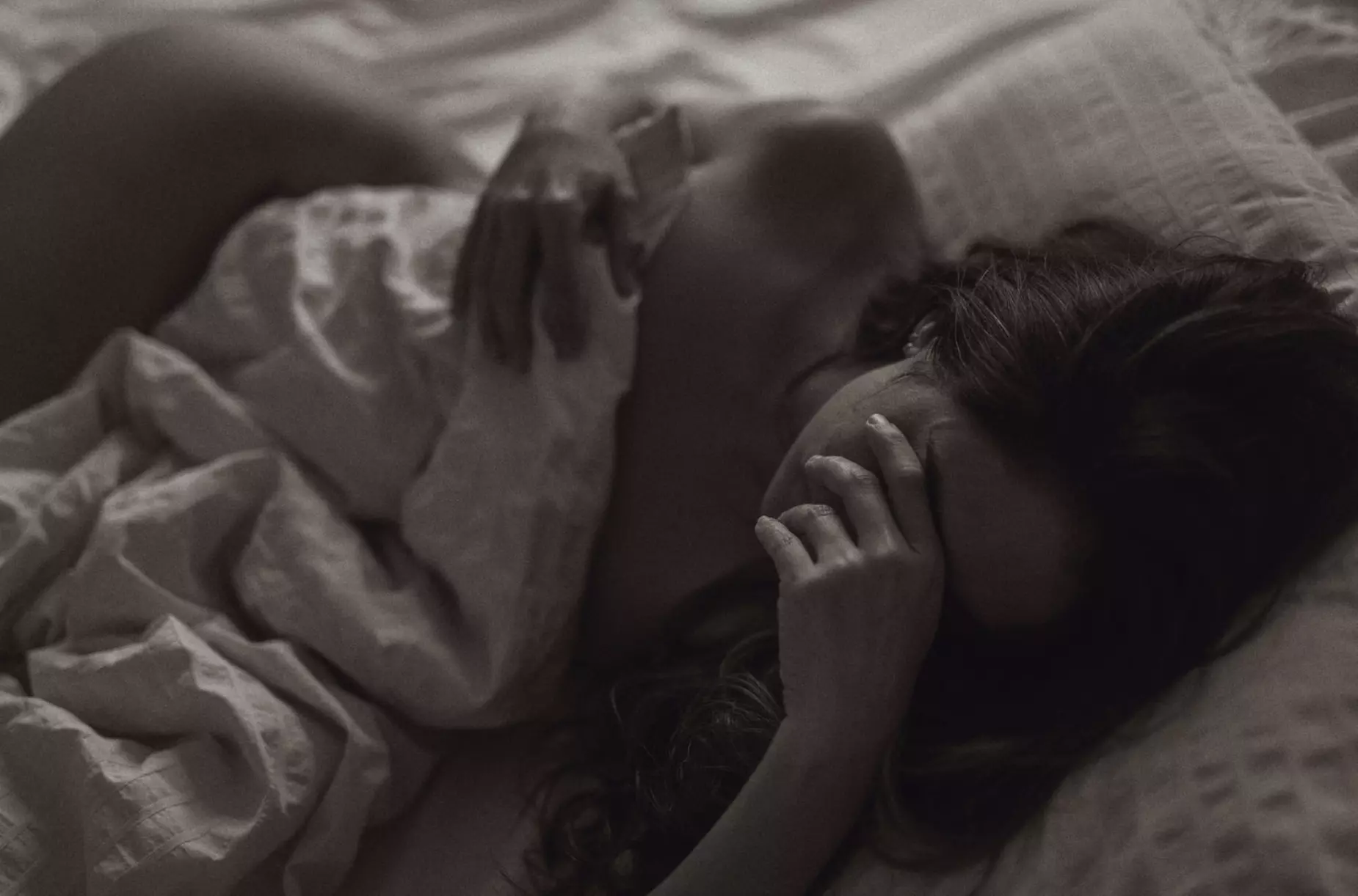 Discover In-Studio or On-Location Boudoir Session with Digital Files