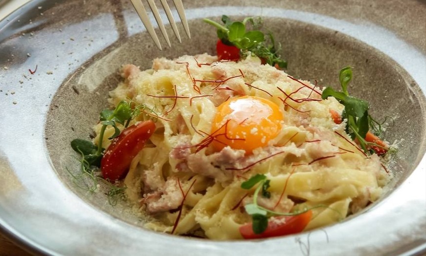 Image 2: Romantisches Dinner zu zweit: 3- oder 4-Gänge-Menü