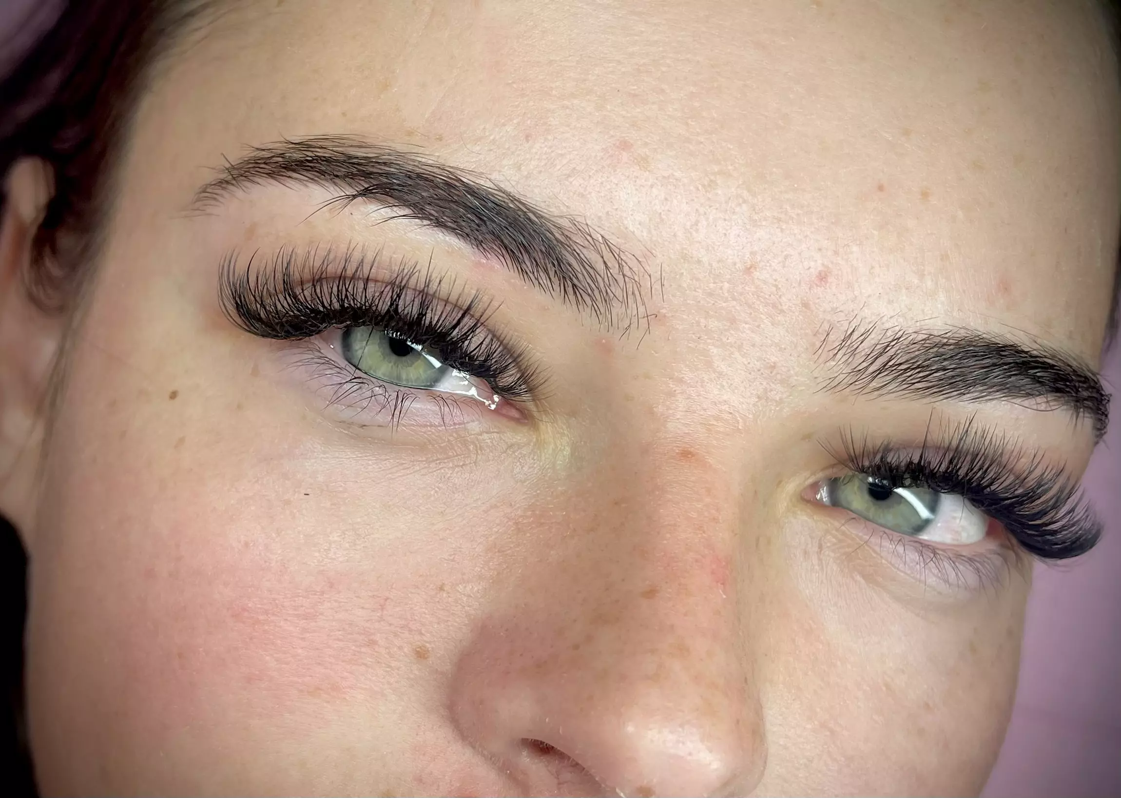 Get a Natural Pop/Natural Volume Eyelash Extension or Eyebrow Wax & Tint at RyiRyiLash (Up to 56% Off)