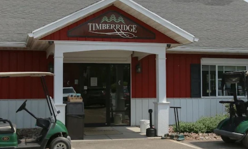 Image 2: Indoor Golf Simulator Play at Timber Ridge Golf Course