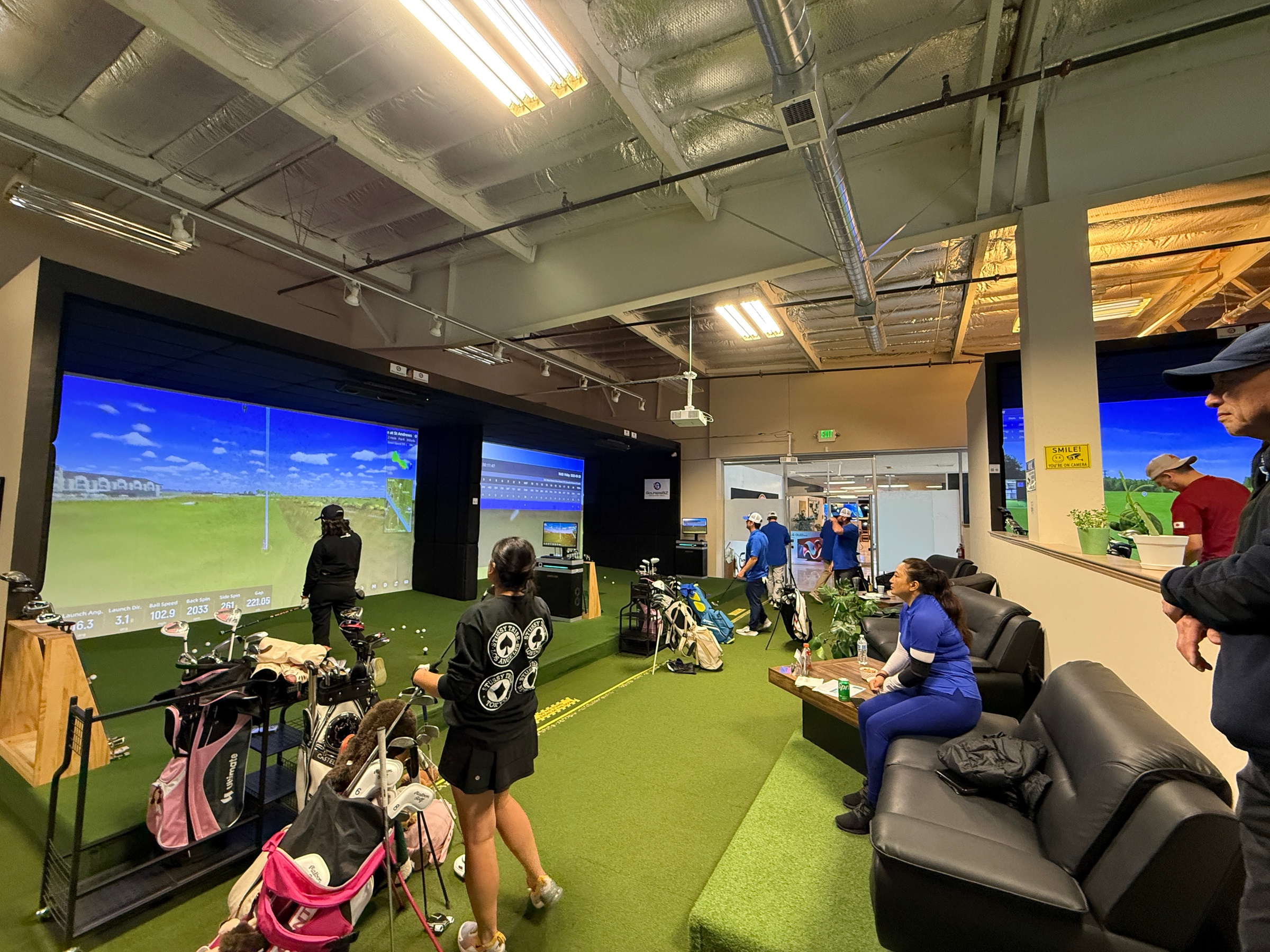 Up to 66% Off on Indoor Golf at Golfersbz