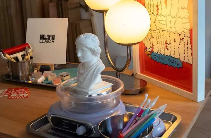 Taller creativo a elegir con bebida ilimitada para 1 o 2 personas