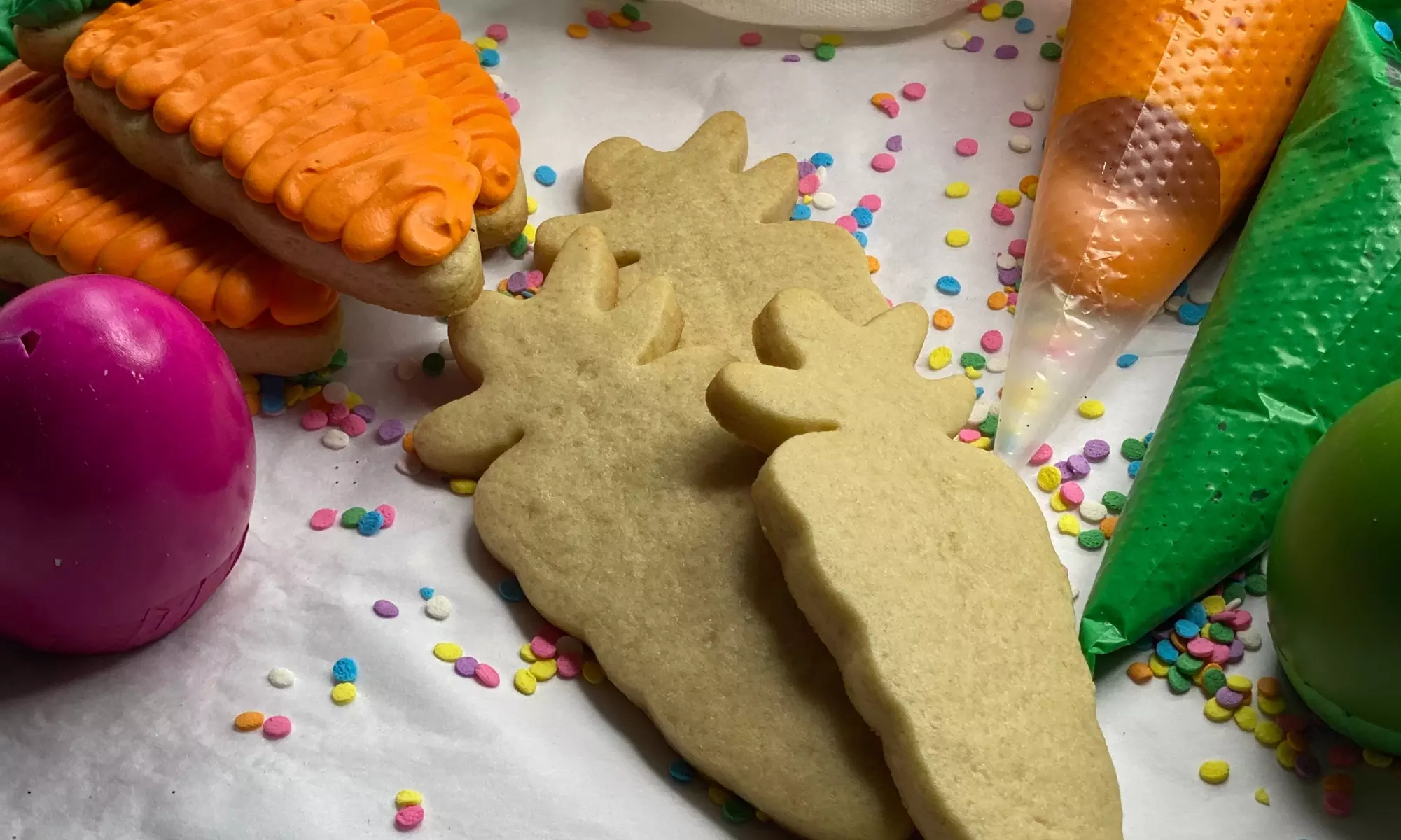 Dive Into Fun: Sugar Cookie or Cupcake Decorating Workshop