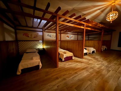 30-Min Foot Reflexology with Sea Salt Soaking and Hot Stone - Legends Foot Spa