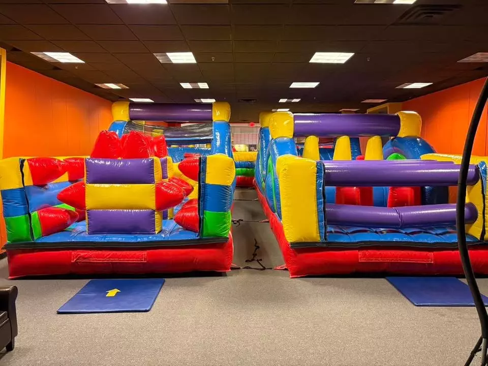 Arcade, Mini-Golf & Bounce House Fun – Buffalo