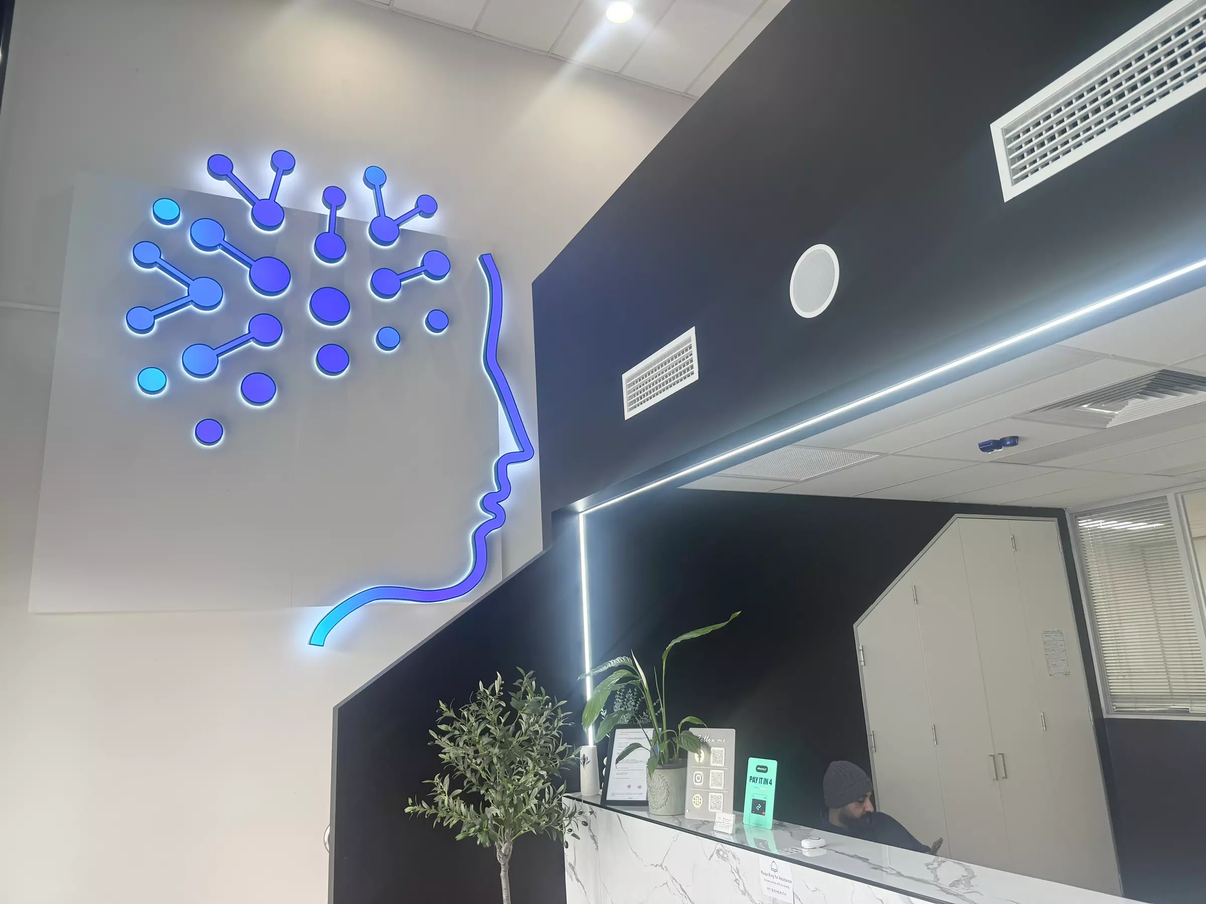 Two Sessions: Full Body Red Light Therapy