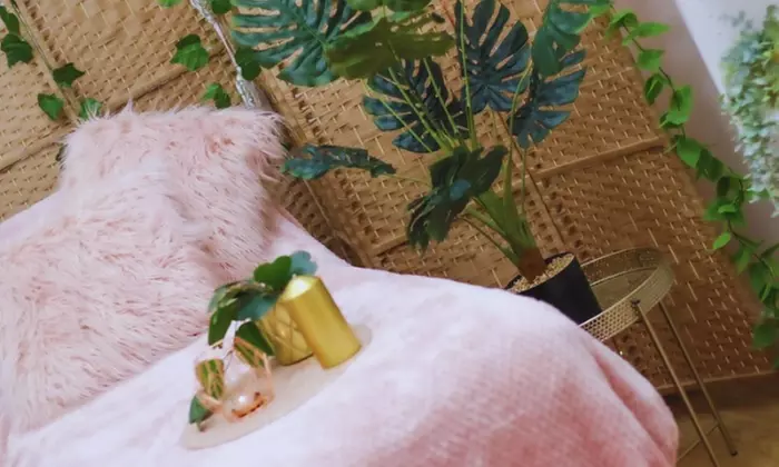 Intimate Lightening for Pubic Mound, Inner Thigh, Underarms or Bikini