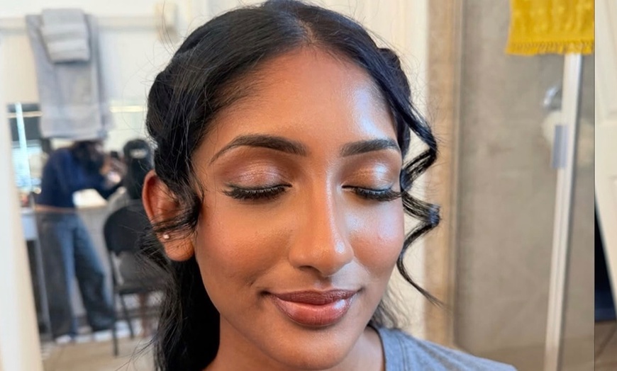 Image 4: Get Full Face Makeup, Eyes and Brows, Bridal Makeup and Hair
