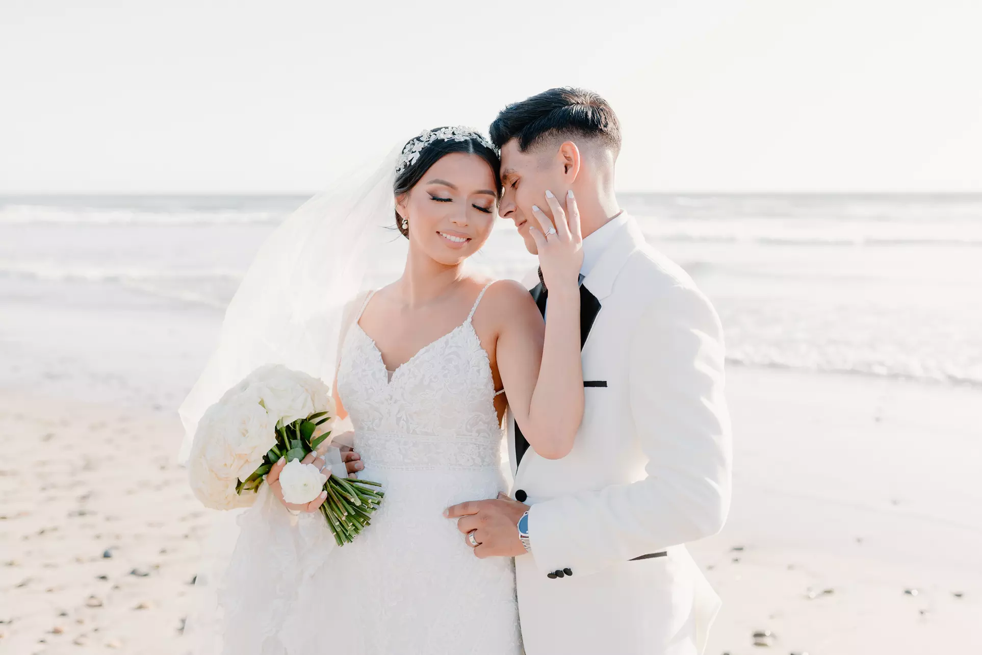 Create Timeless Memories: 1–2 Hour Solo or Couples Photo Sessions