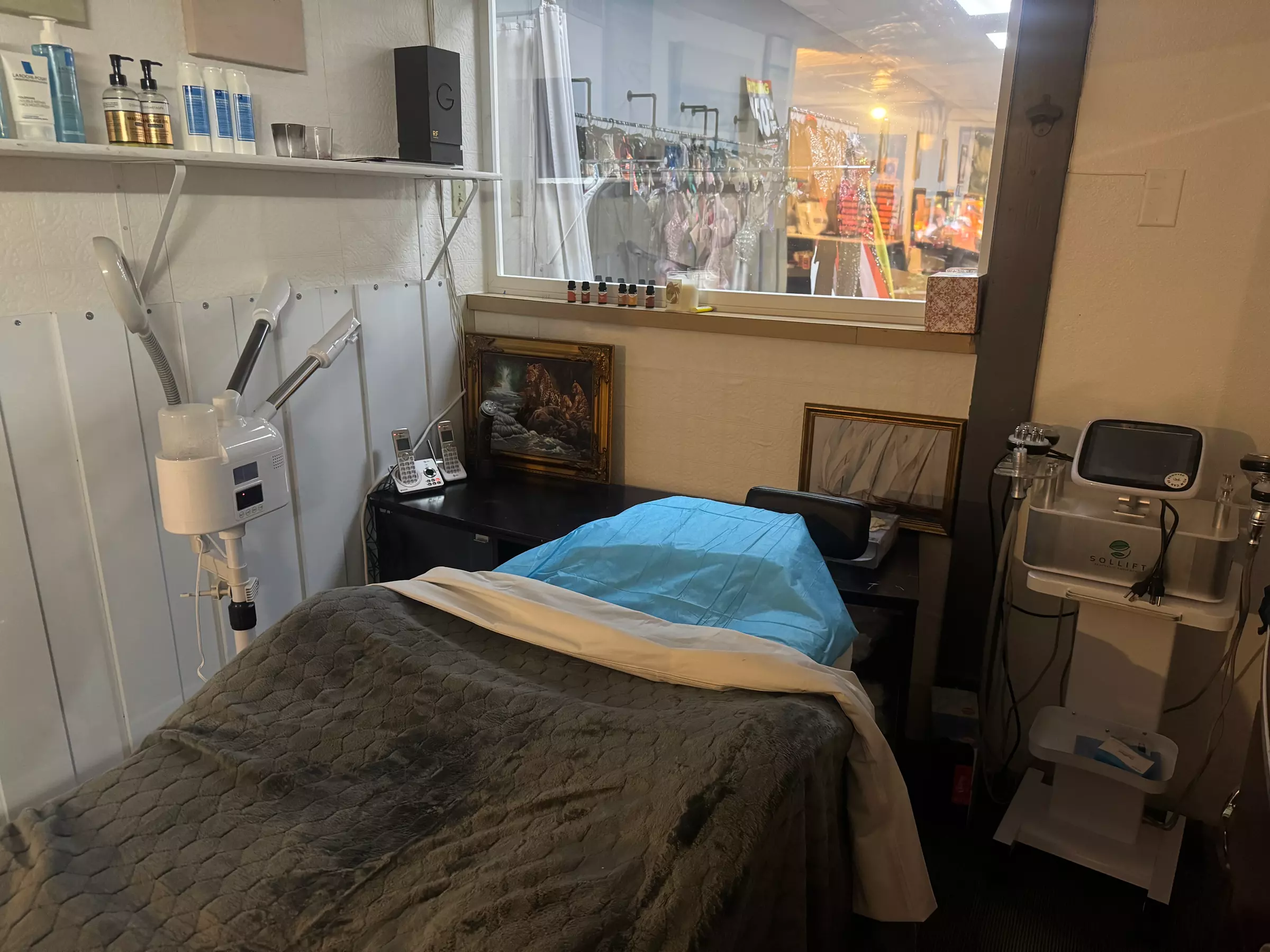 Unwind with Wood Therapy Massage with Essential Oils Treatment