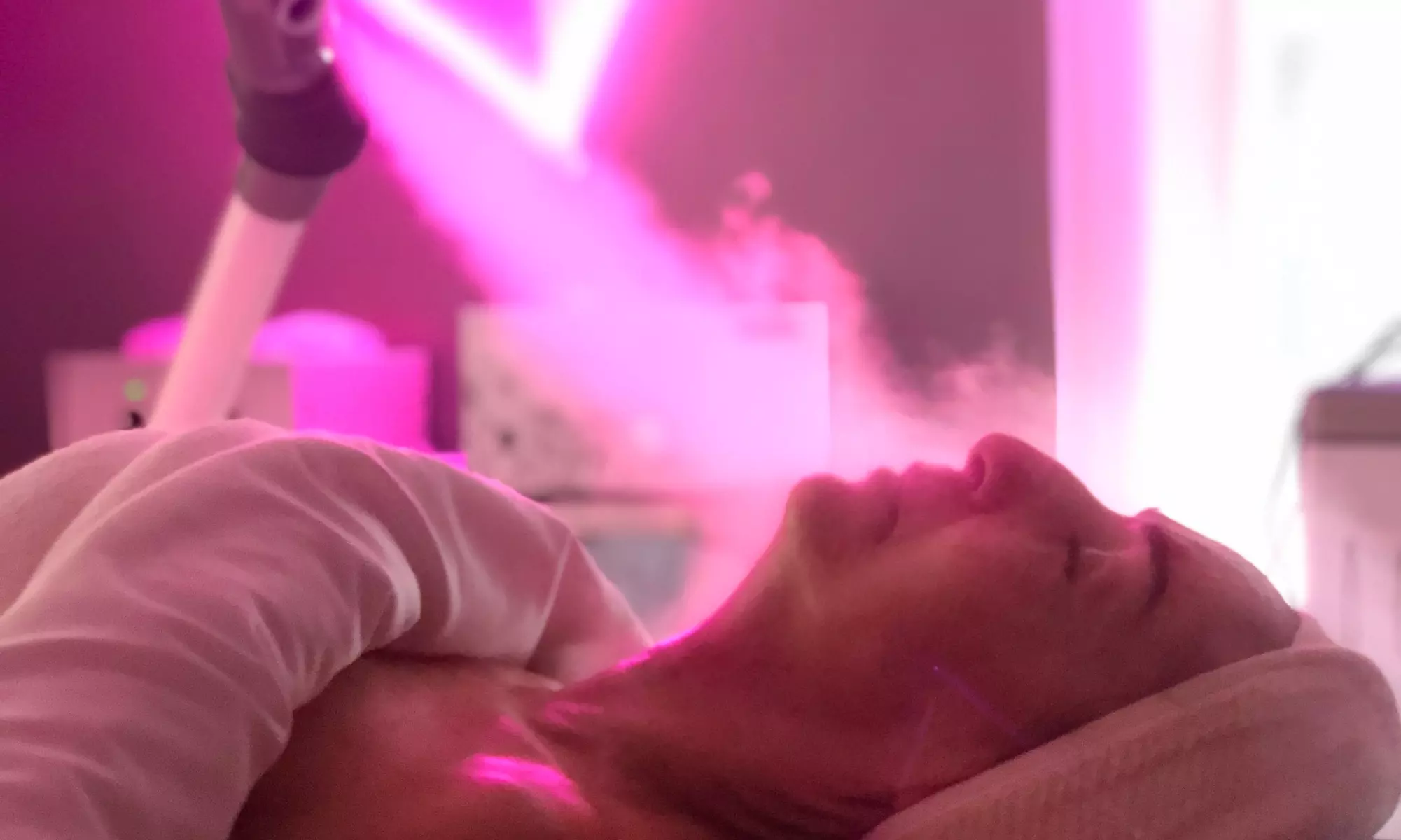 Up to 40% Off on Facial at Bare Skin Beauty