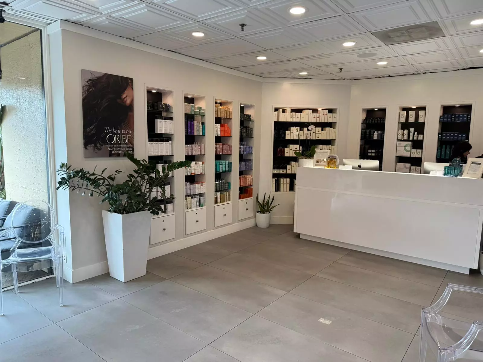 Up to 40% Off on Salon - Women's Haircut at hair stylist - Second Medium