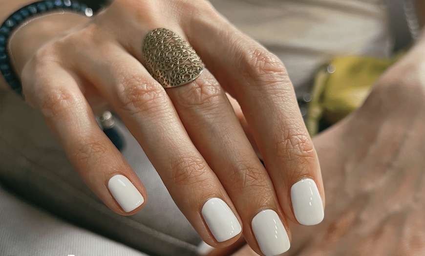 Image 17: Beauté des pieds pour homme chez Nails Art
