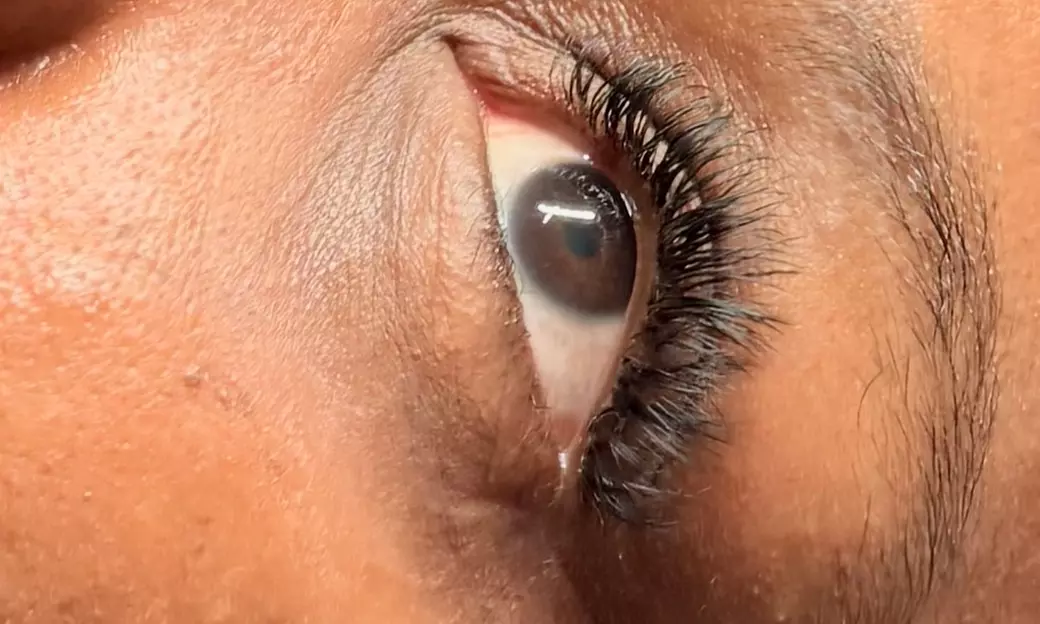 Get a Natural Look with One Classic Lash Extensions Full Set