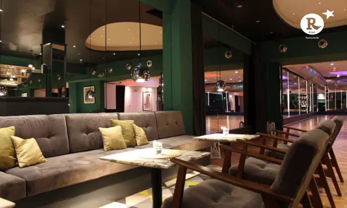 4x Discofox- oder Salsa-Anfänger-Kurs oder 1 Monat unbegrenzte Kurse