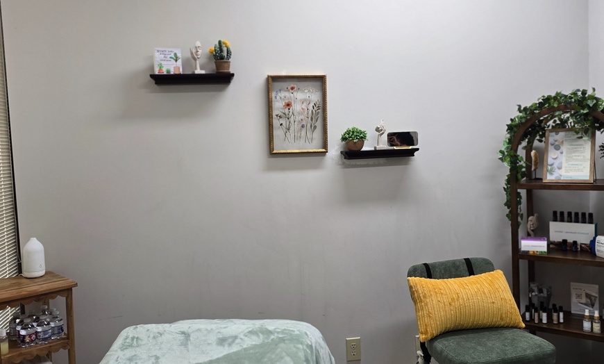 Image 3: One 90-Minute Therapeutic Massage with Aromatherapy, Reiki and More