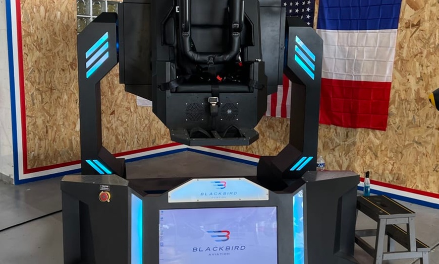 Image 2: Vivez l’expérience d’un vol acrobatique en réalité virtuelle