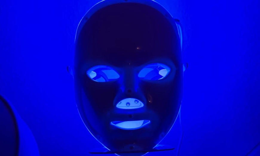 Image 4: 1 - 5 Sitzungen Slimyonik Bodystyler oder LED-Maske Liftmee