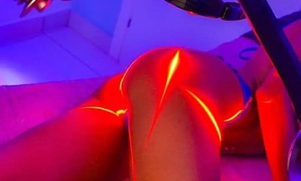 Relax with One, Two, or Three 40-Min Cold Red Laser Therapy Sessions