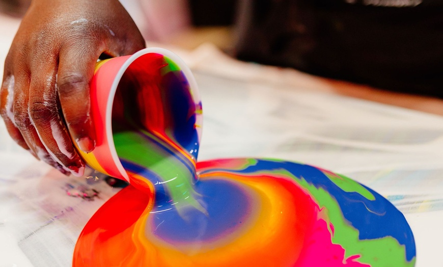 Image 3: Private Fluid Birthday Party Package for Kids