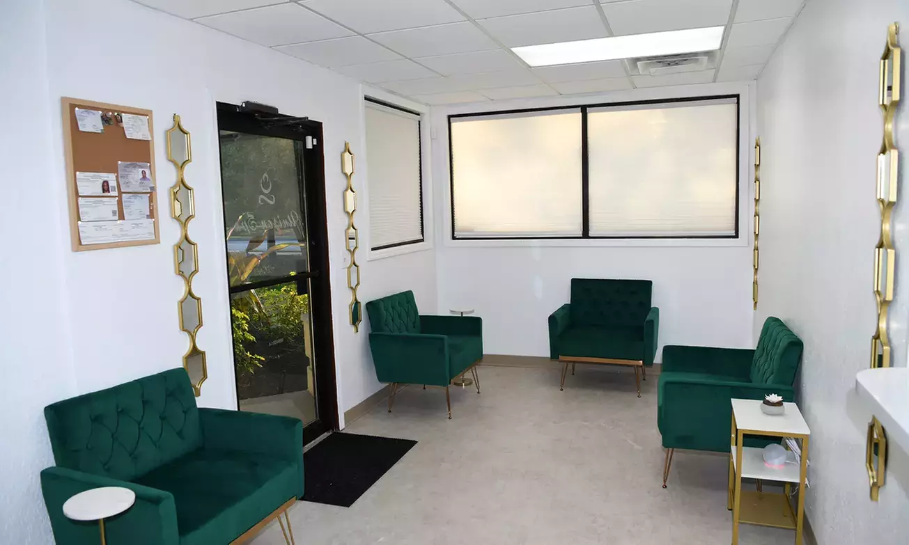 60- or 90-Minute Full Body Candy Cane Massage with Peppermint Add-On