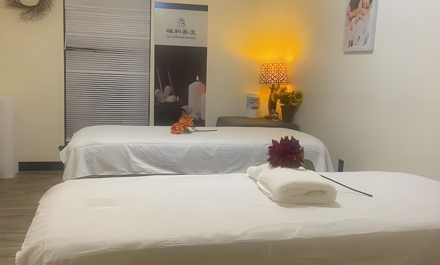 Image 2: Experience Zen with Traditional Chinese Massages