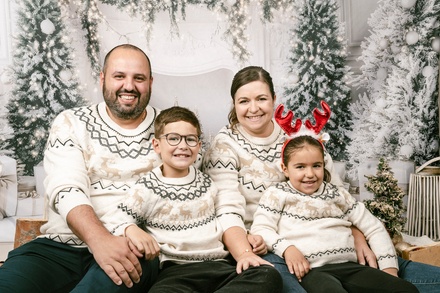 Séance de photo de Noël au choix avec Studio RVR : PÈRE NOËL - Studio RVR