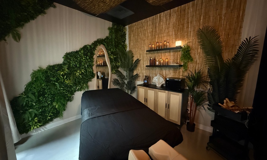 Image 4: One 60-Minute Salt & Sand Therapy w/ Optional Infrared Sauna Session 