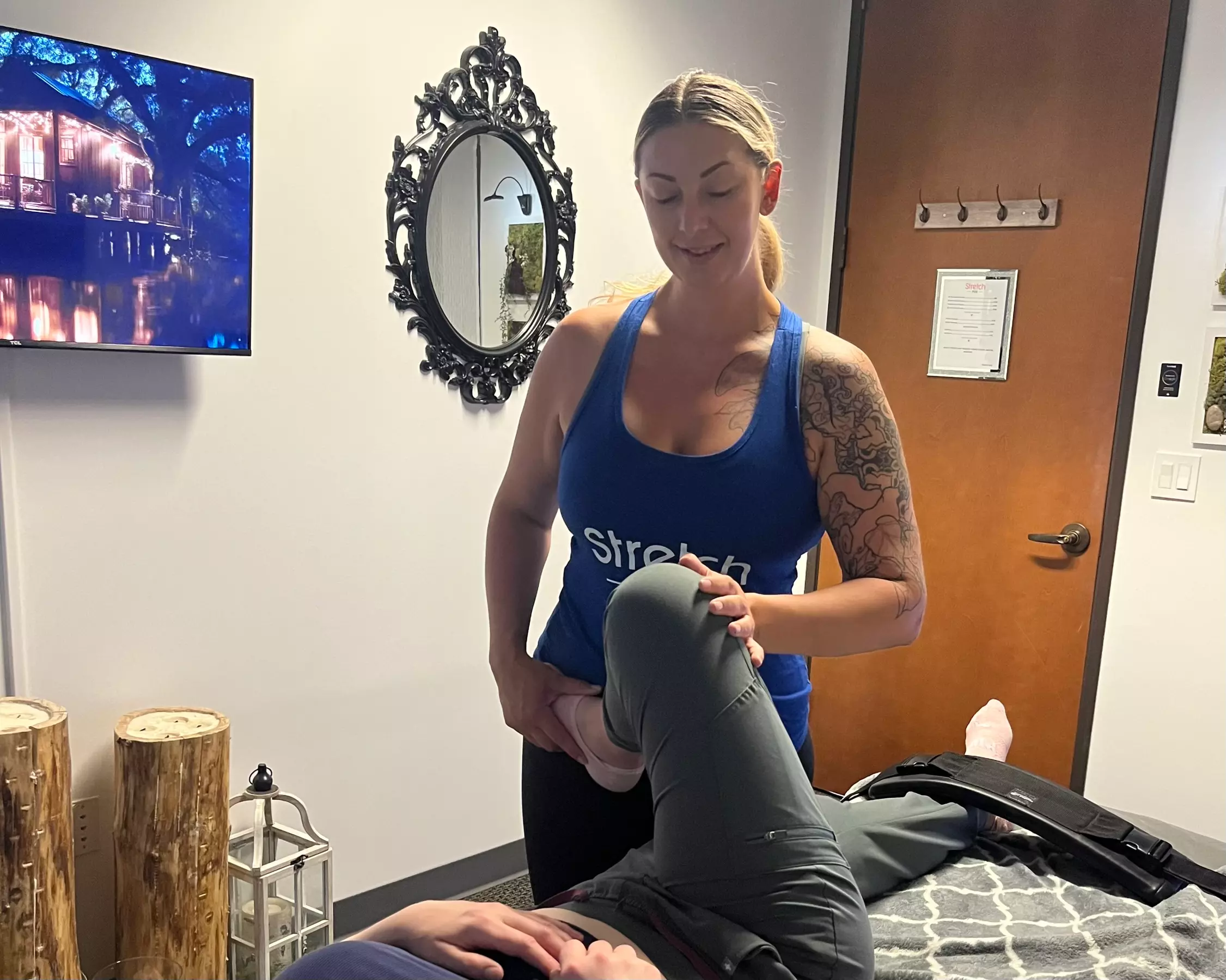 One 25- or 50-Minute One-on-One Assisted Stretching Session