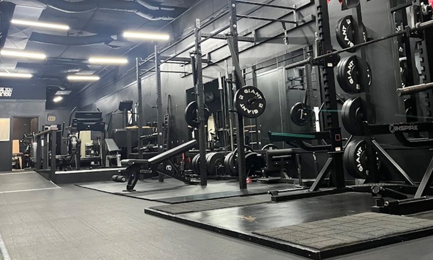 Image 2: Assessment and Session or a Full One-Month Membership at Athletic Club